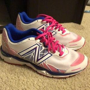 BRAND NEW NEW BALANCE